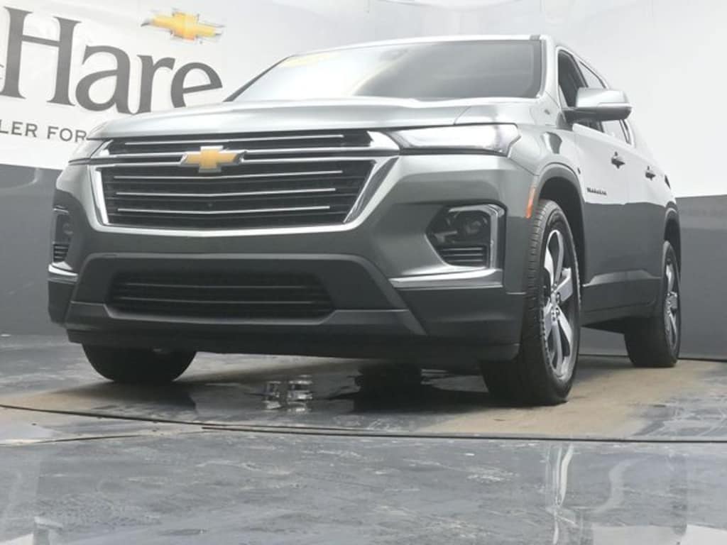 Used 2023 Chevrolet Traverse LT Leather SUV