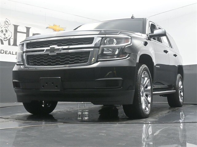 2018 Chevrolet Tahoe LS photo 4