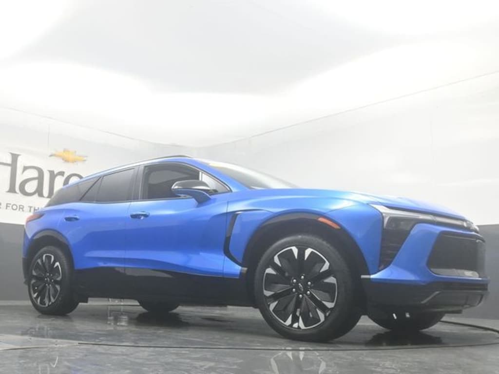Used 2025 Chevrolet Blazer EV RS SUV