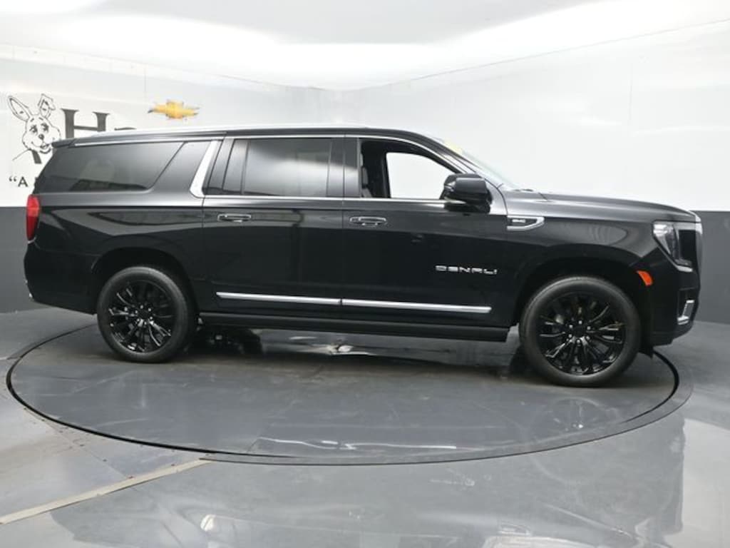 Used 2023 GMC Yukon XL Denali SUV