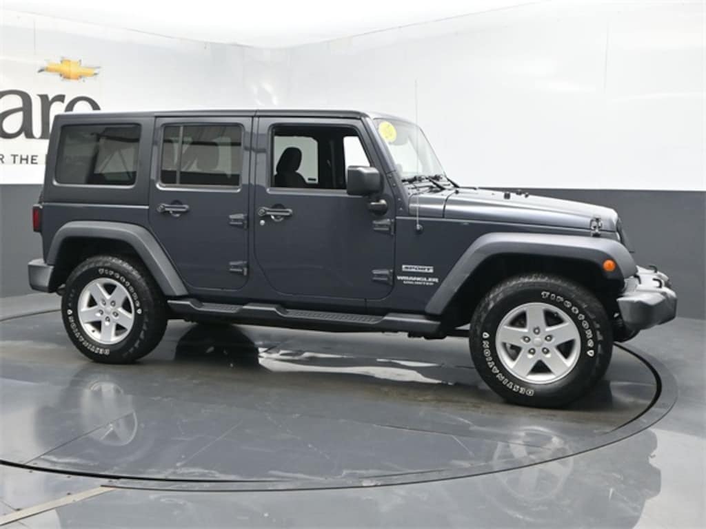 Used 2017 Jeep Wrangler JK Unlimited Sport 4x4 SUV