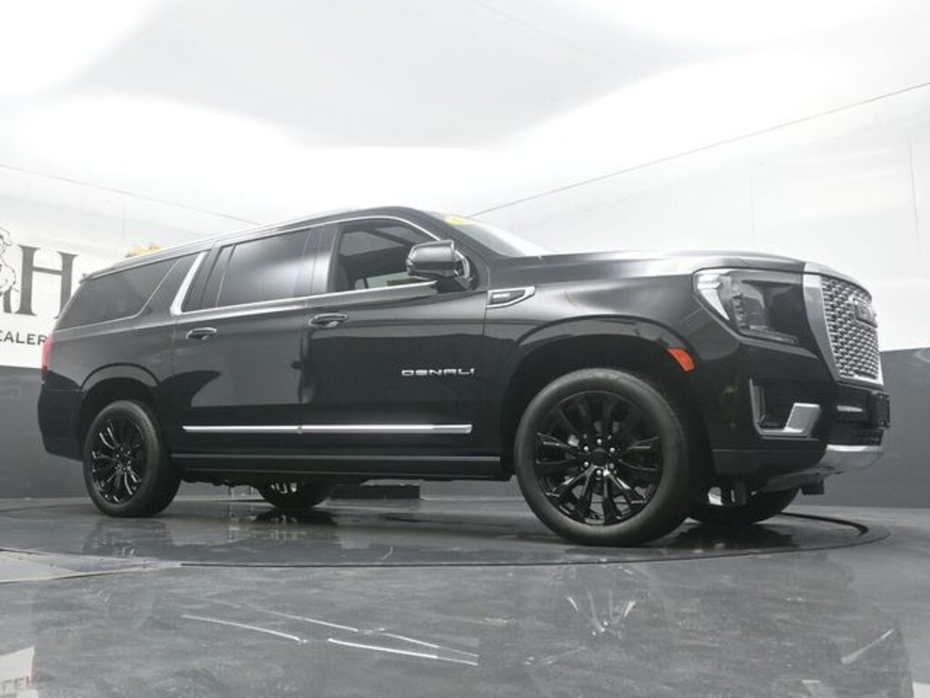 Used 2023 GMC Yukon XL Denali SUV
