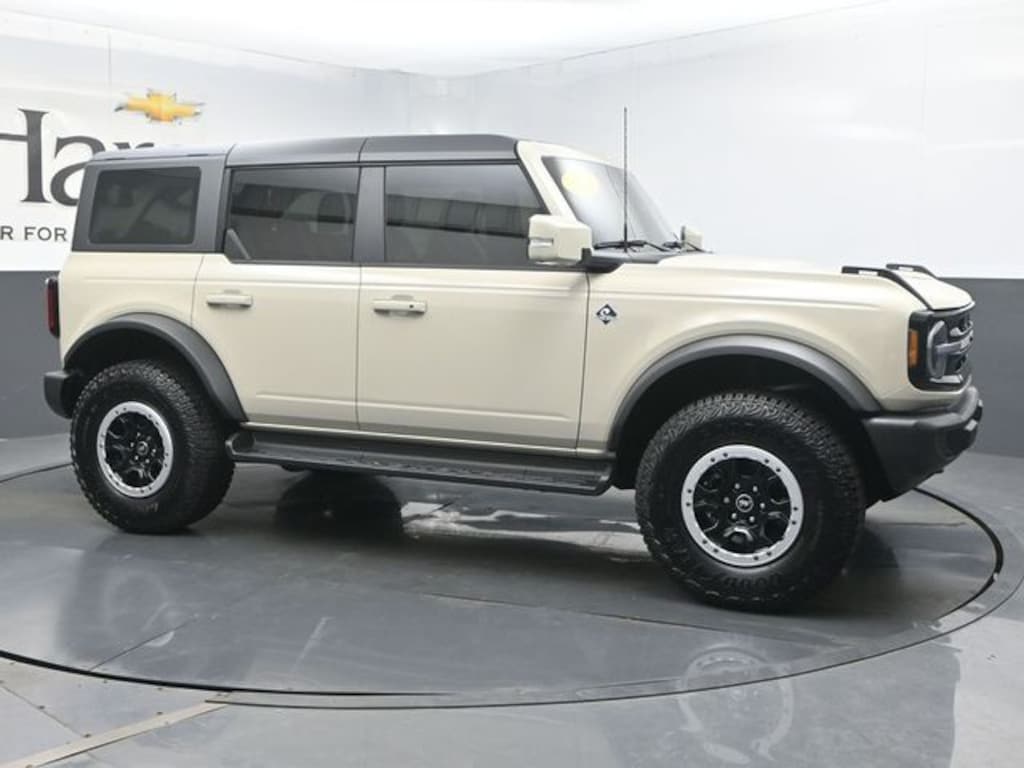 Used 2025 Ford Bronco Outer Banks SUV