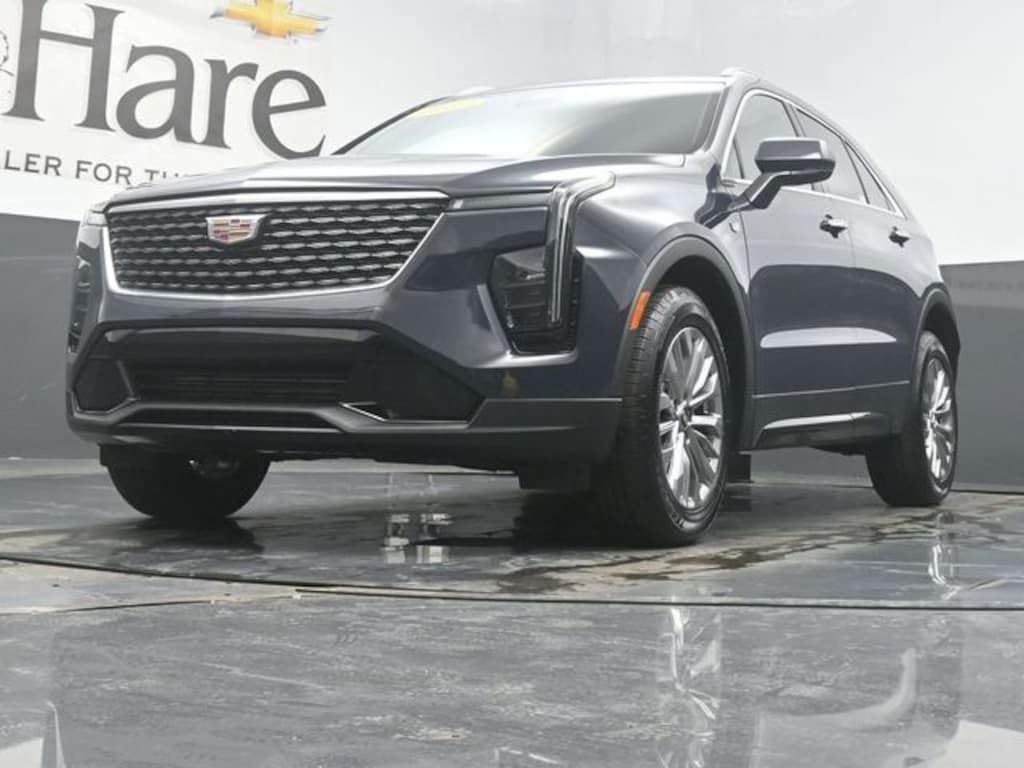 Used 2025 CADILLAC XT4 Premium Luxury SUV