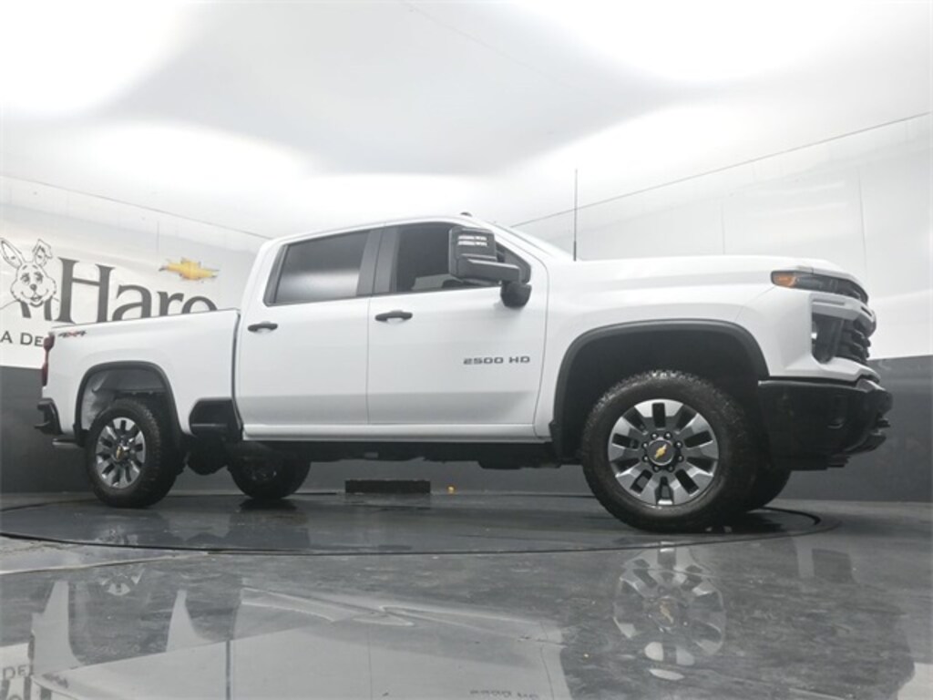 New 2026 Chevrolet Silverado 2500 HD Custom Truck Crew Cab