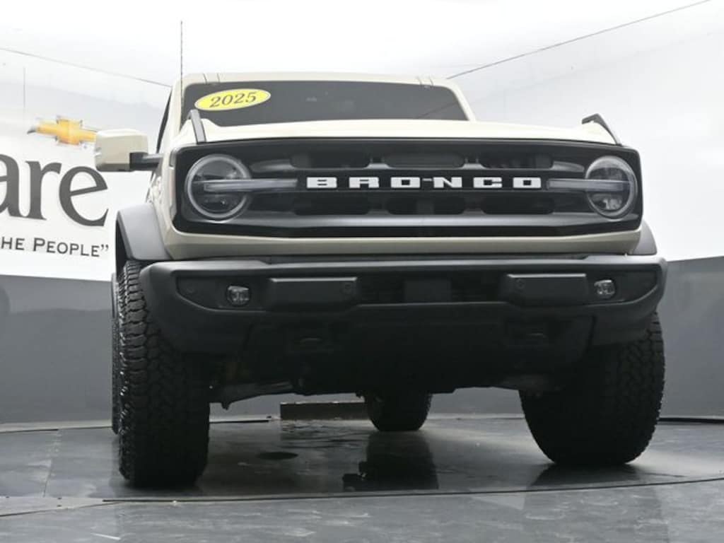 Used 2025 Ford Bronco Outer Banks SUV