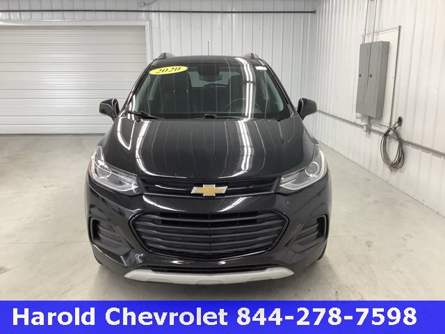 Used 2020 Chevrolet Trax LT with VIN KL7CJPSB5LB326982 for sale in Angola, IN