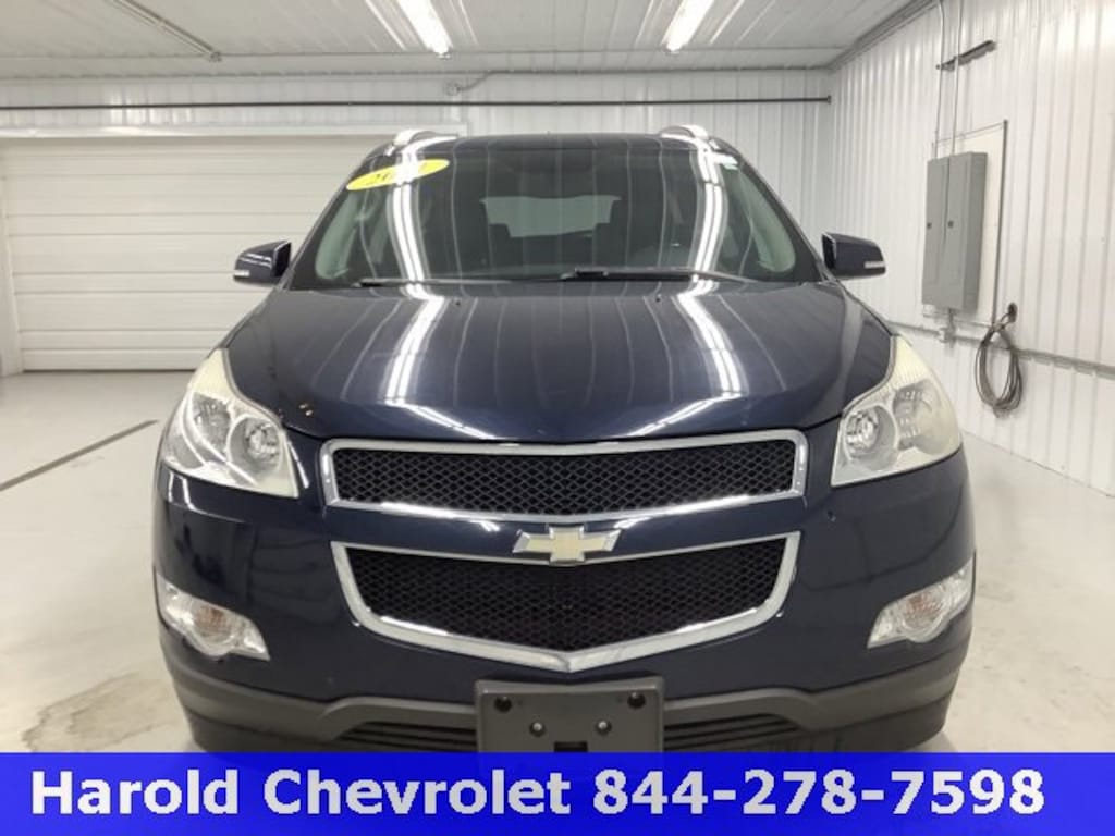 Used 2011 Chevrolet Traverse LT w/2LT SUV