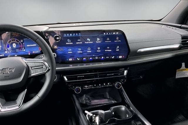 2026 Chevrolet Traverse LT - Photo 6