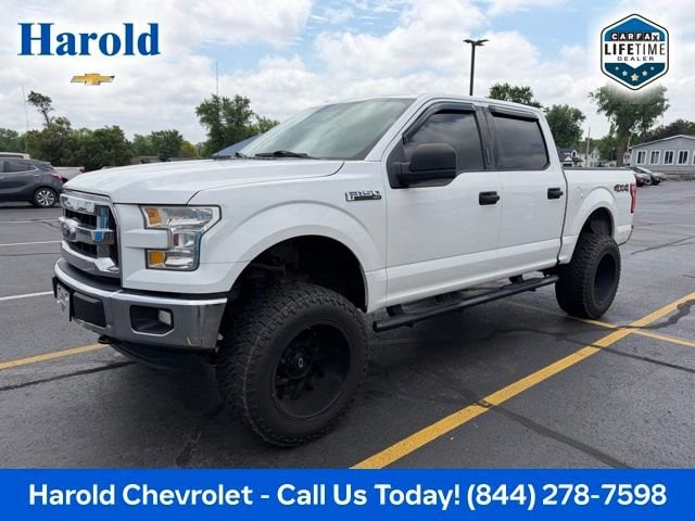 2015 Ford F-150 XLT 4x4 SuperCrew 145 in's photo