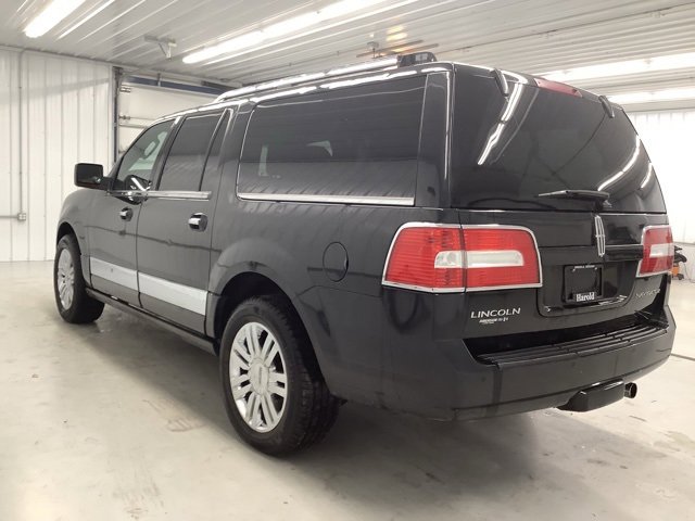 2010 Lincoln Navigator L Base photo 4