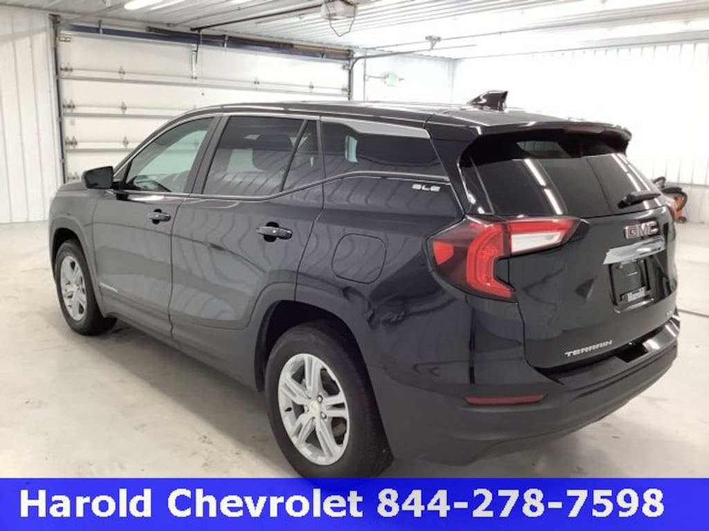 Used 2024 GMC Terrain SLE SUV