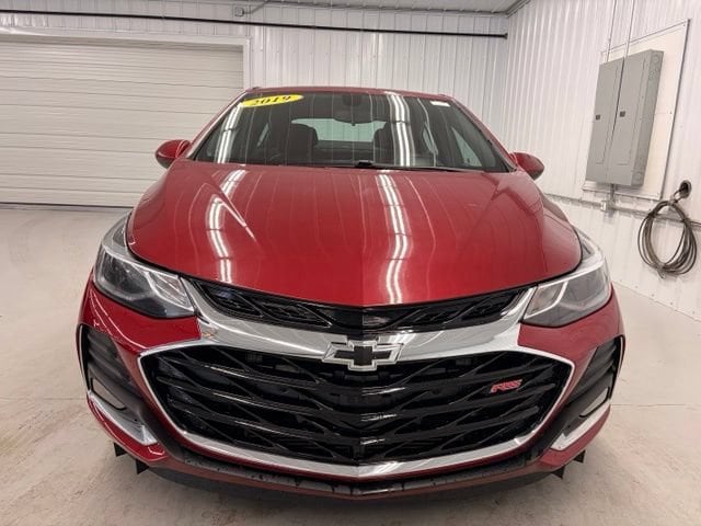 Used 2019 Chevrolet Cruze LT with VIN 1G1BE5SM2K7102250 for sale in Angola, IN