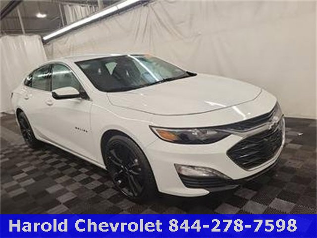 2023 Chevrolet Malibu 1LT photo 2