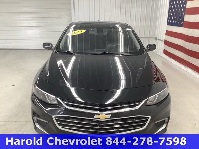 Used 2018 Chevrolet Malibu 1LT with VIN 1G1ZD5ST6JF160147 for sale in Angola, IN