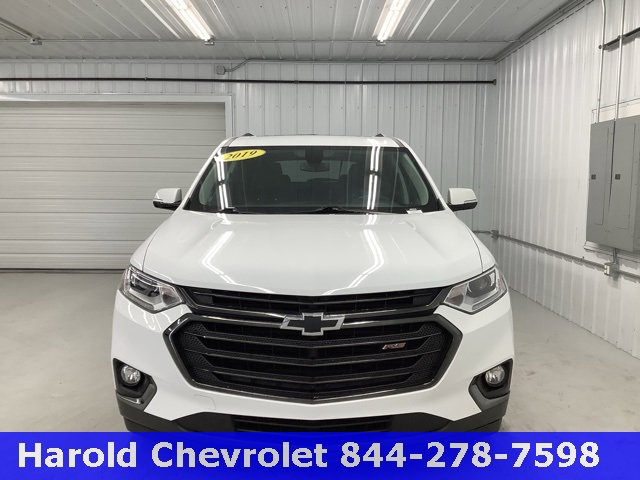 Used 2019 Chevrolet Traverse RS with VIN 1GNEVJKW8KJ176166 for sale in Angola, IN