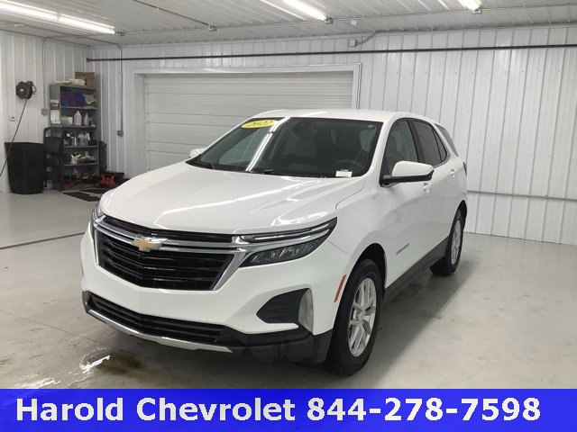 2022 Chevrolet Equinox LT photo 3