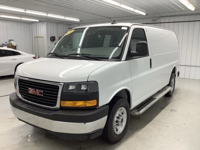 2023 Gmc Savana 2500 Cargo photo 3