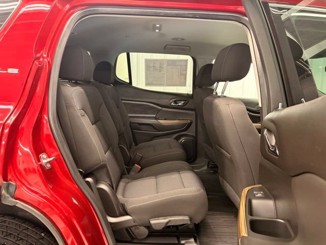 2023 GMC Acadia SLE - Photo 9