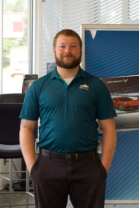 Staff member Robert Potts from ID_45d4e6c1383a