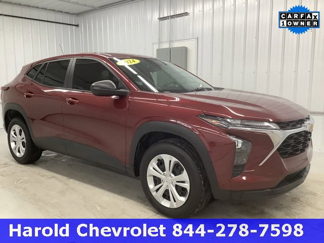 2024 Chevrolet Trax LS's photo