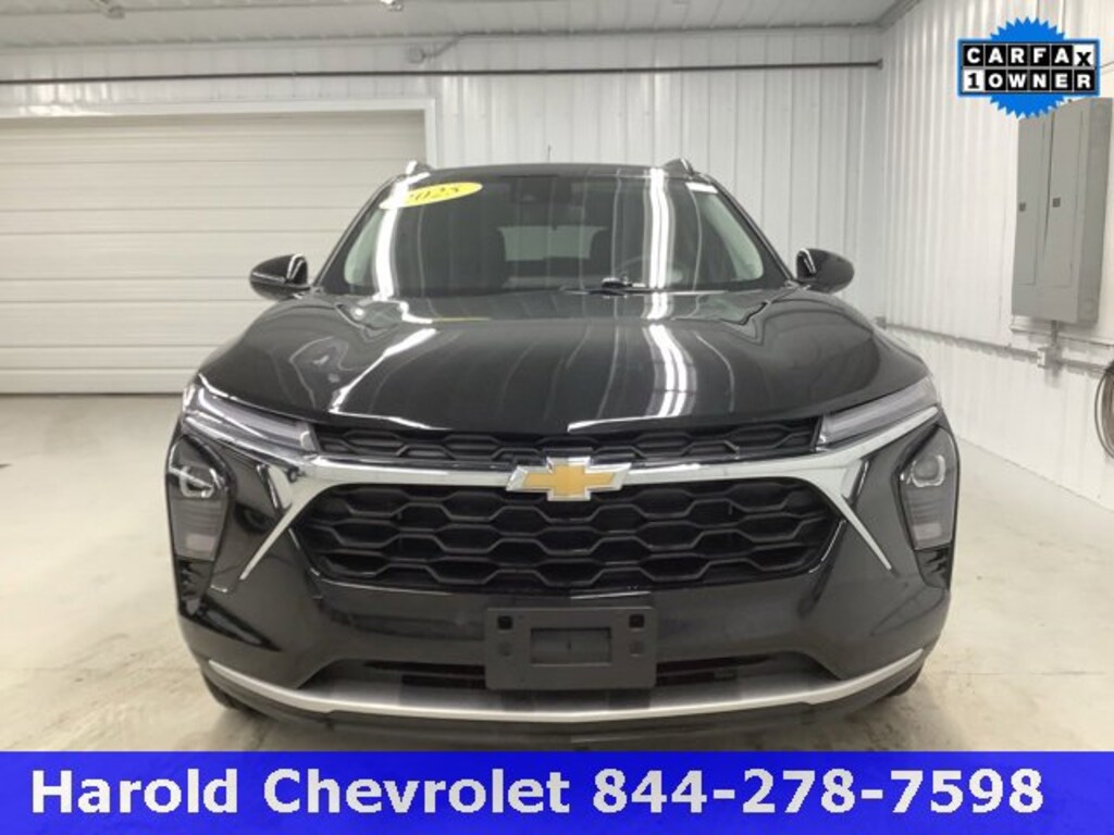 Certified 2025 Chevrolet Trax LT SUV