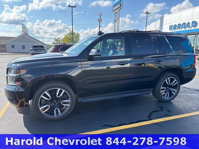 2019 Chevrolet Tahoe LT photo 2