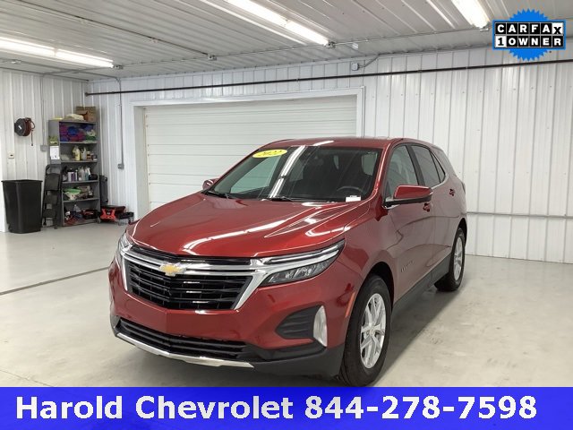 2022 Chevrolet Equinox LT photo 2