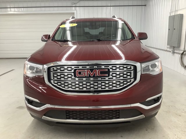 2018 Gmc Acadia Denali photo 2