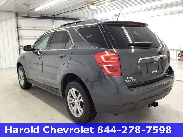 2017 Chevrolet Equinox LT photo 4