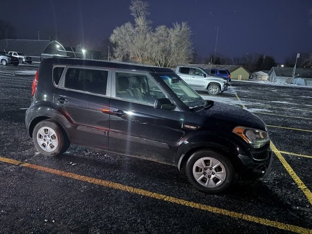 2013 Kia Soul Base's photo