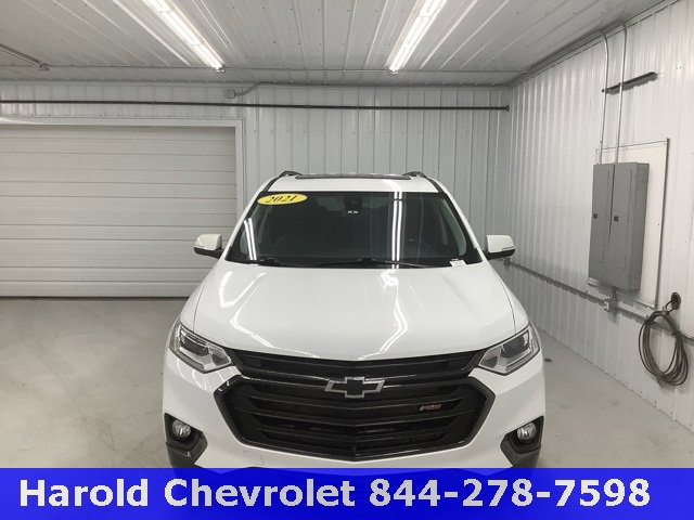 Used 2021 Chevrolet Traverse RS with VIN 1GNEVJKW8MJ256960 for sale in Angola, IN