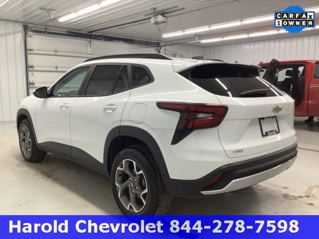 Certified 2025 Chevrolet Trax LT SUV