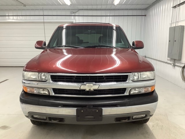 2001 Chevrolet Tahoe LS photo 2