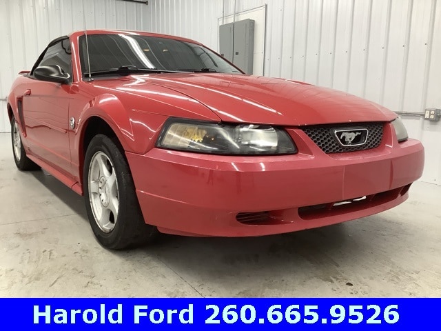 2004 Ford Mustang Deluxe