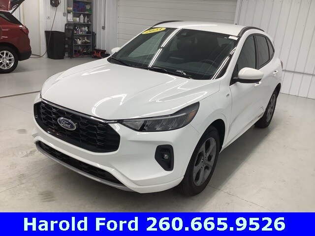 2023 Ford Escape ST-Line Select photo 3