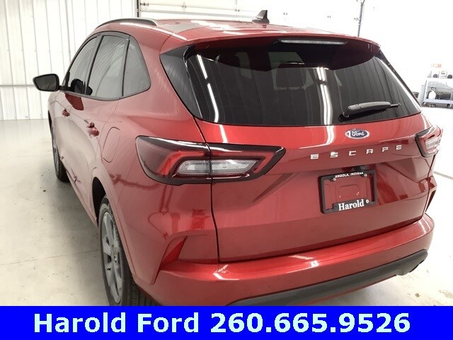 2024 Ford Escape ST-Line photo 3