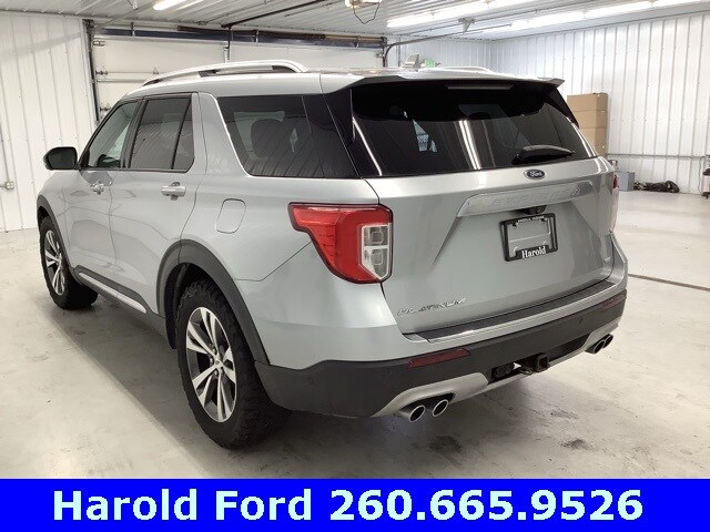 2020 Ford Explorer Platinum photo 4