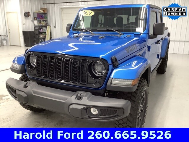 2024 Jeep Gladiator Willys photo 3