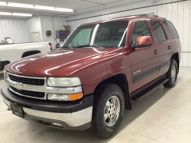 2001 Chevrolet Tahoe LS photo 3