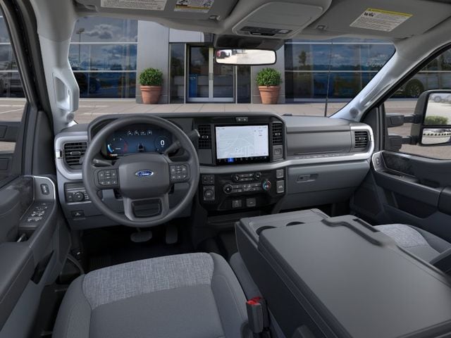 2026 Ford F-250 Super Duty XLT - Photo 9