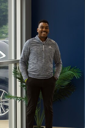 Staff member Chris Cowen from ID_6795b972c414