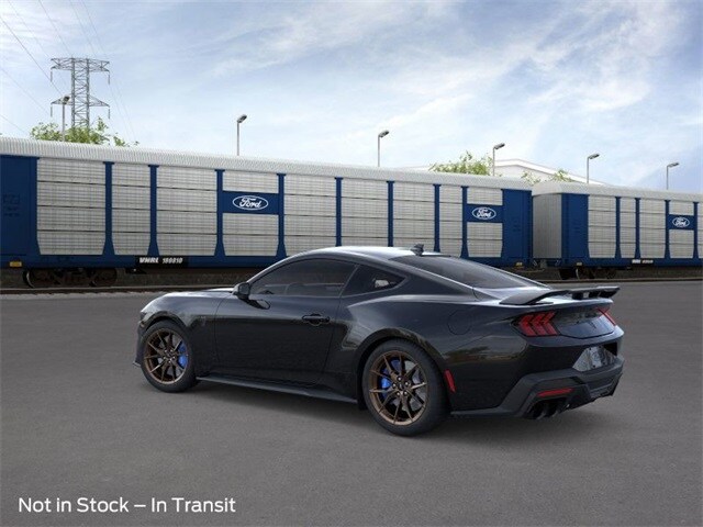 2025 Ford Mustang Dark Horse Deluxe photo 2