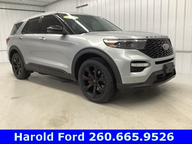 2021 Ford Explorer ST's photo
