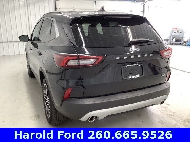 2024 Ford Escape Plug-In Hybrid Base photo 3