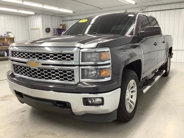 2015 Chevrolet Silverado 1500 LT photo 3
