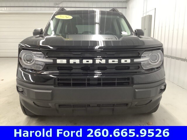 2024 Ford Bronco Sport Outer Banks photo 2