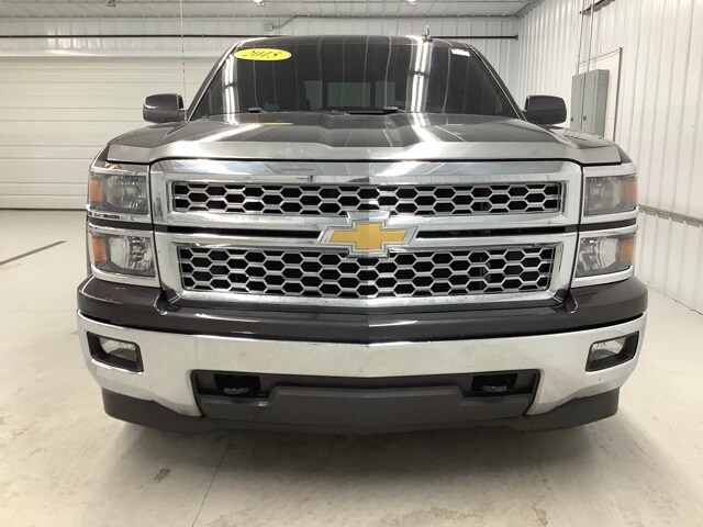 2015 Chevrolet Silverado 1500 LT photo 2