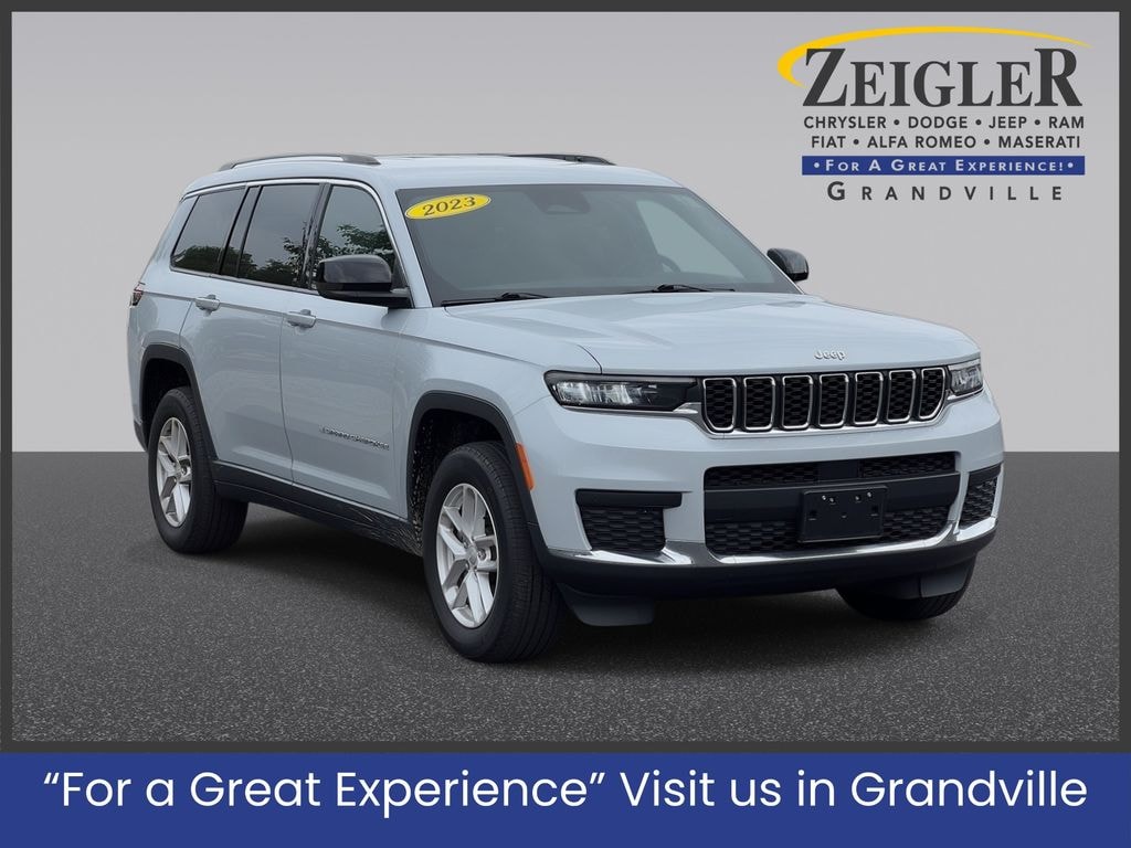 Used 2023 Jeep Grand Cherokee L Laredo SUV
