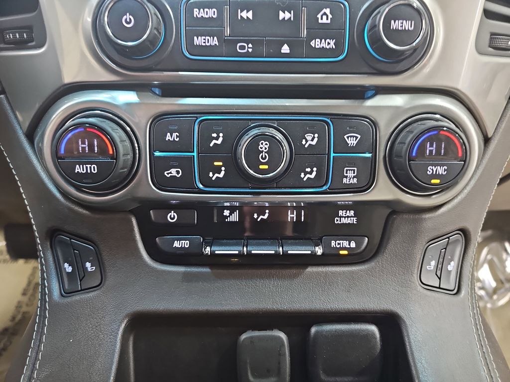 2018 CHEVROLET SUBURBAN - Image 21